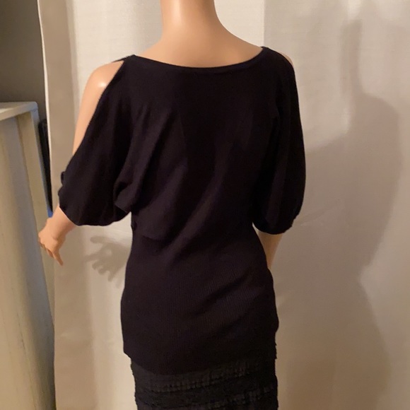 Open arm blouse - Picture 6 of 11
